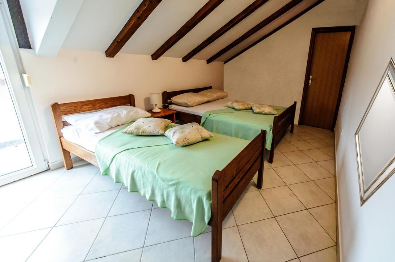 Apartments & Rooms Lucie 珀塞达耶 外观 照片