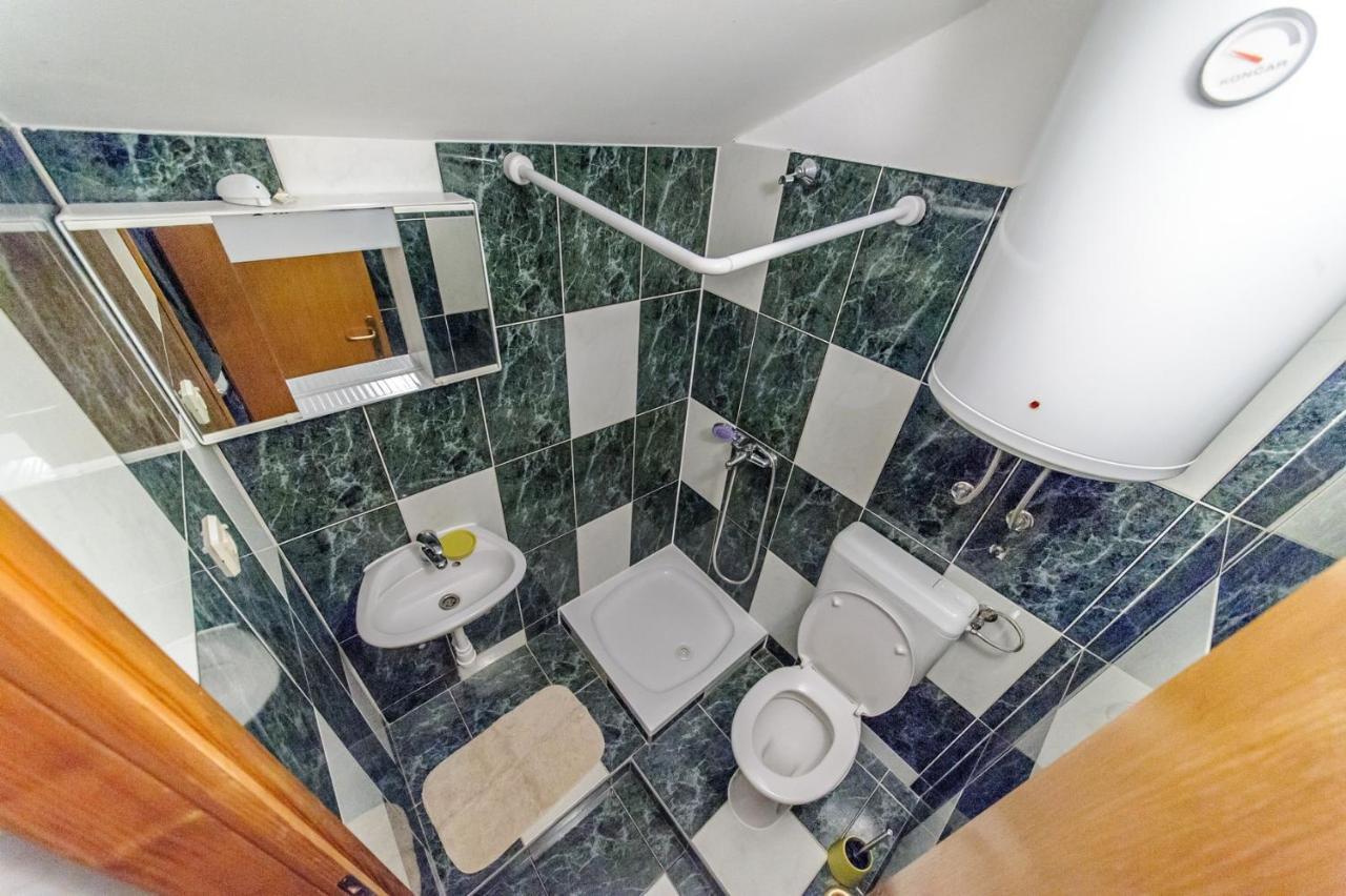 Apartments & Rooms Lucie 珀塞达耶 外观 照片