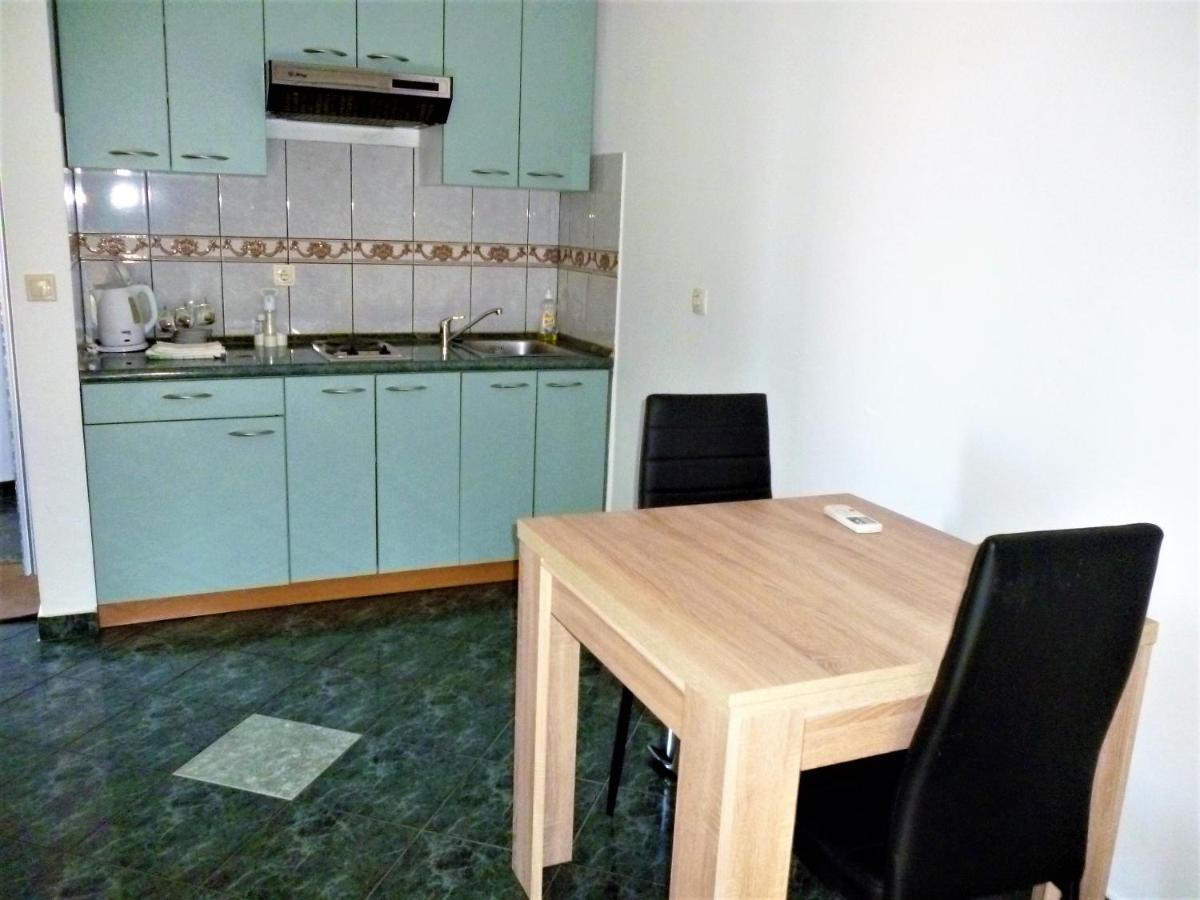 Apartments & Rooms Lucie 珀塞达耶 外观 照片