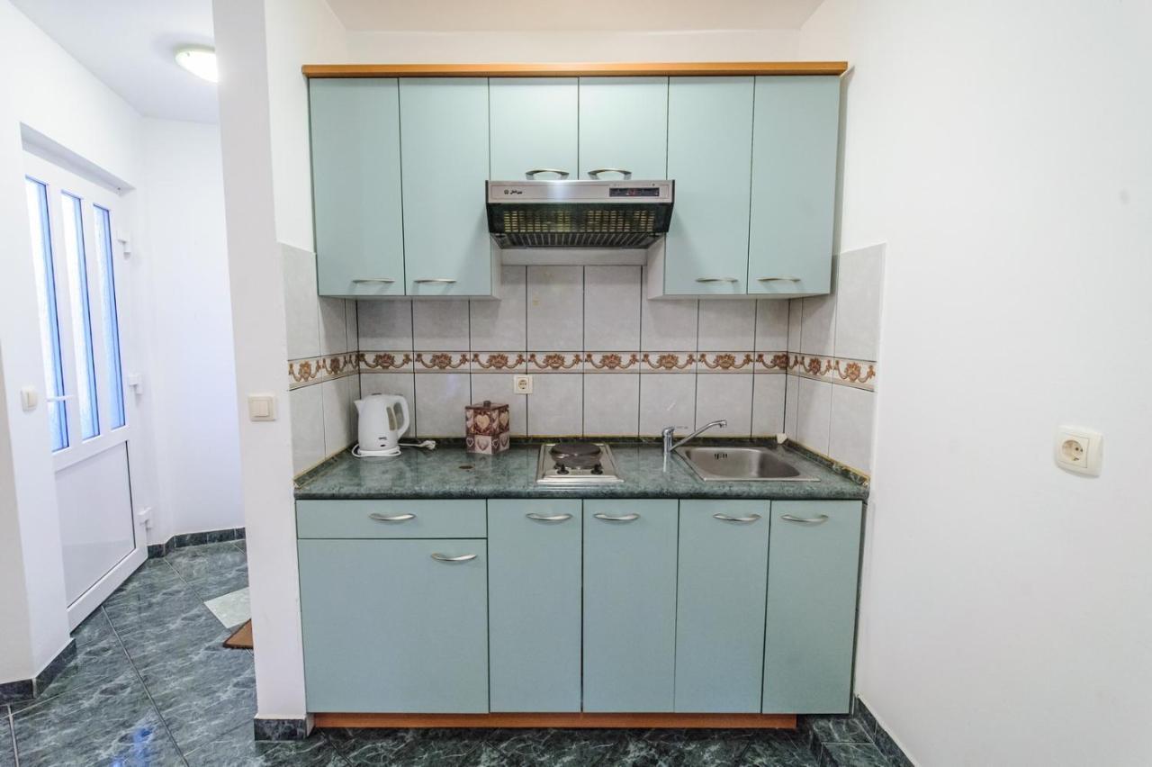 Apartments & Rooms Lucie 珀塞达耶 外观 照片